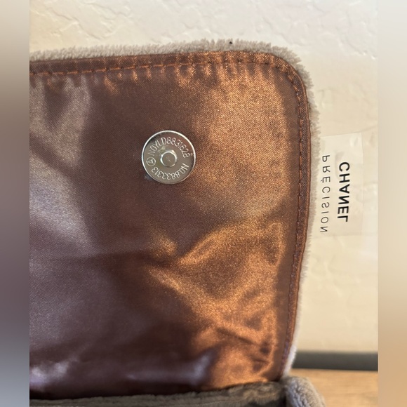 Sold———-   ** NEW **  CHANEL Precision - Picture 6 of 10